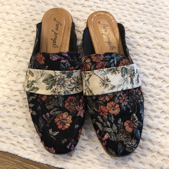 Free People Shoes - Gorgeous Free People Mules